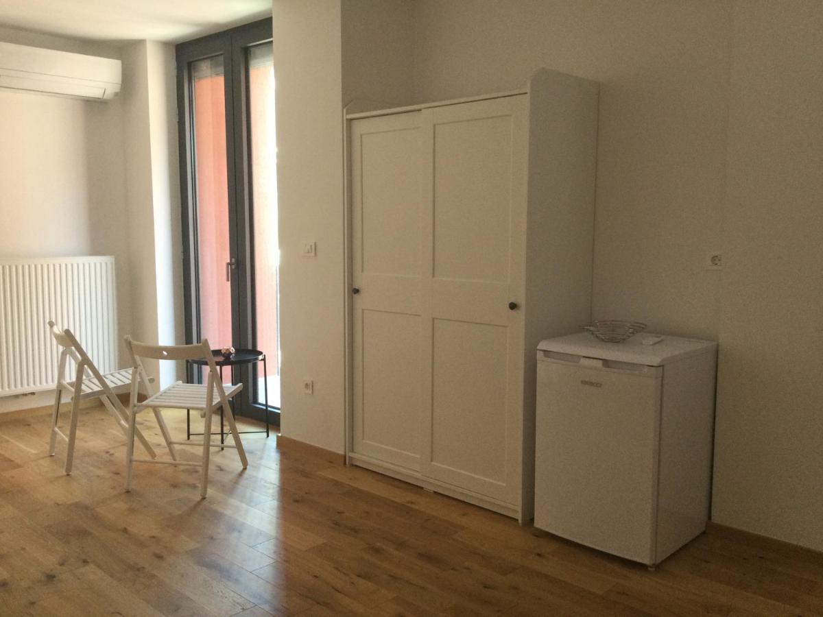 Lovely Studio Appartment With Patio Near The Sea Koper Bagian luar foto
